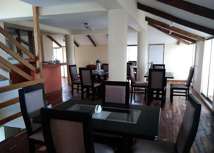 Hotel Luna De Oro 2*