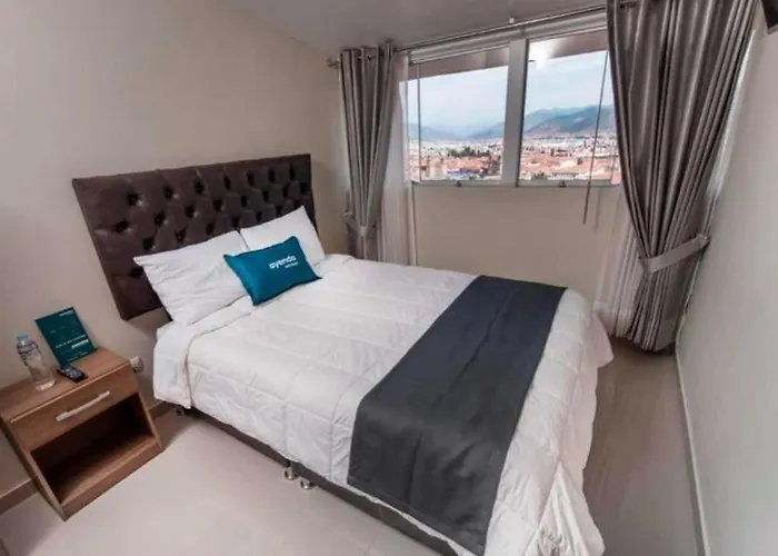 Hotel Luna De Oro
