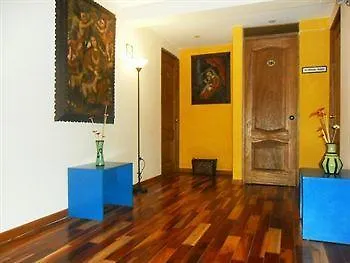 Luna De Oro Hotel 2*