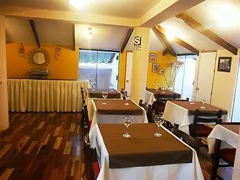 Hotel Luna De Oro